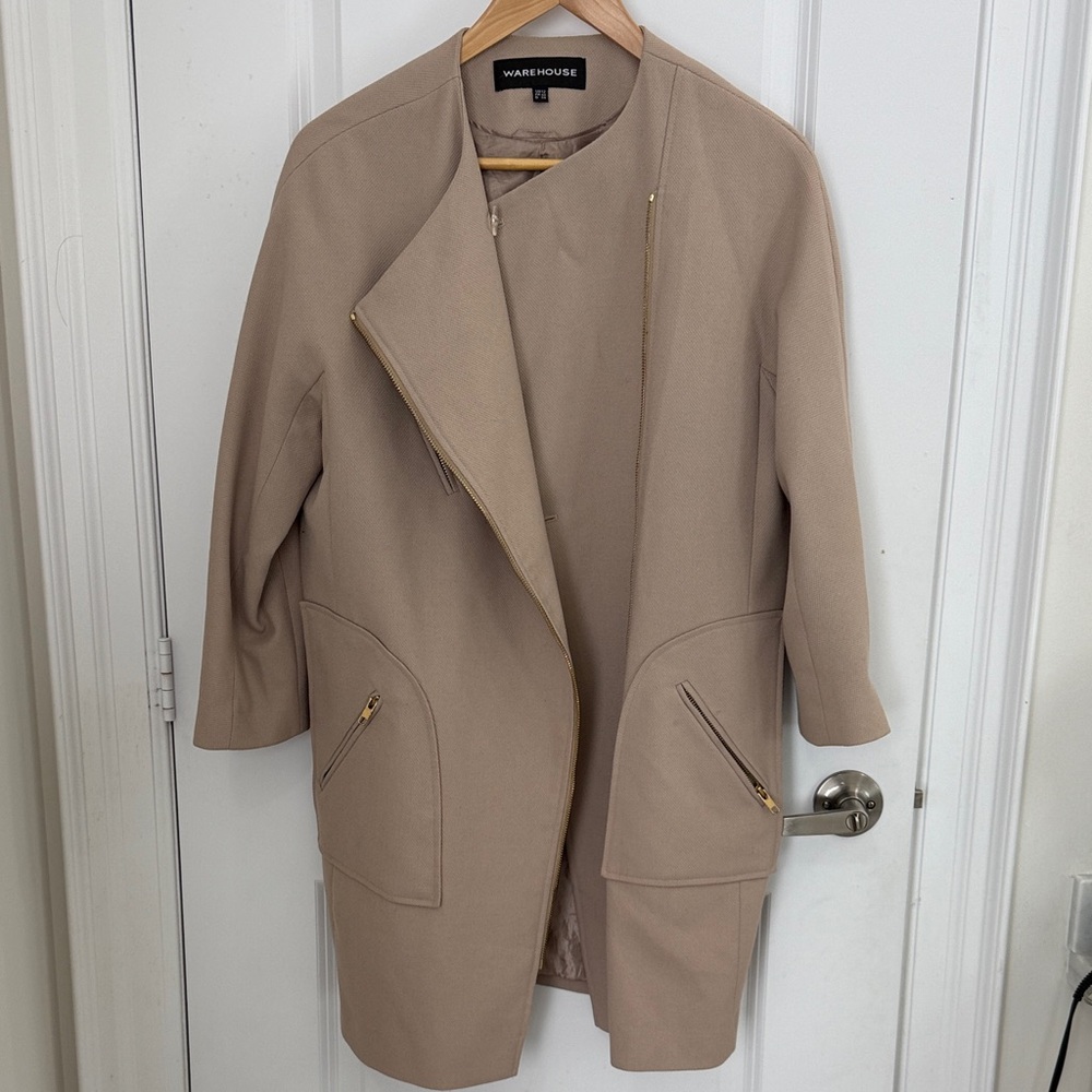 Women's Tan Coat
